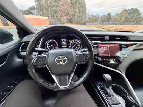 2019 Toyota Camry SE