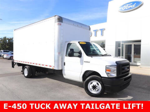 2022 Ford E-Series E-450 SD