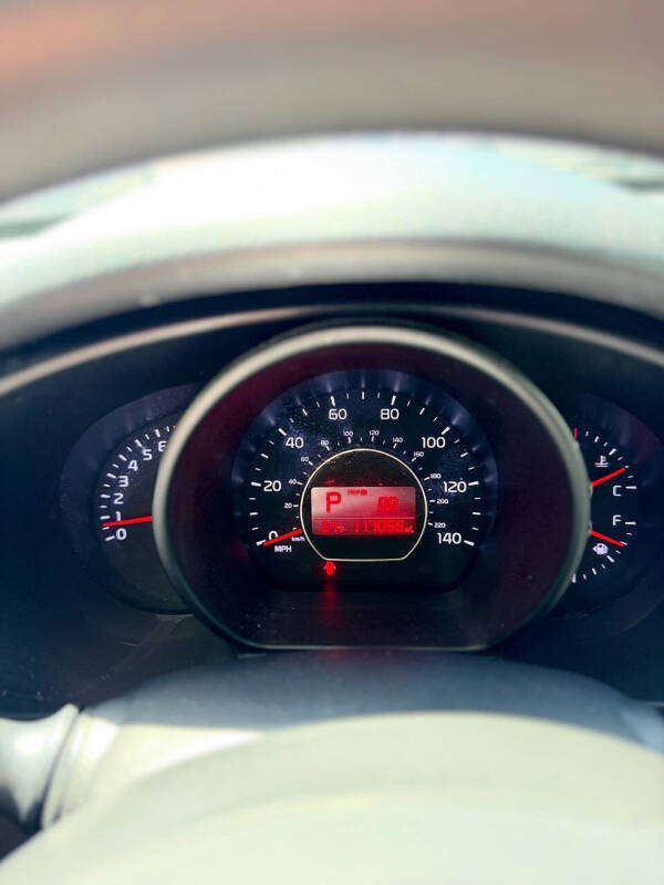 2014 Kia Soul +