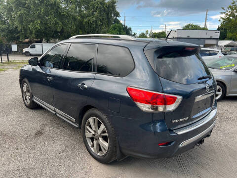 2014 Nissan Pathfinder Platinum