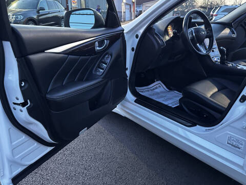 2018 Infiniti Q50 3.0T Sport