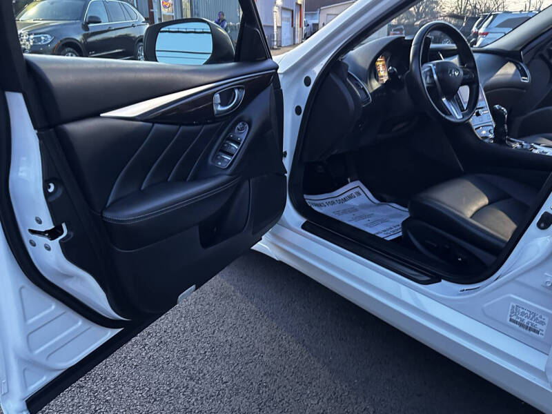 2018 Infiniti Q50 3.0T Sport