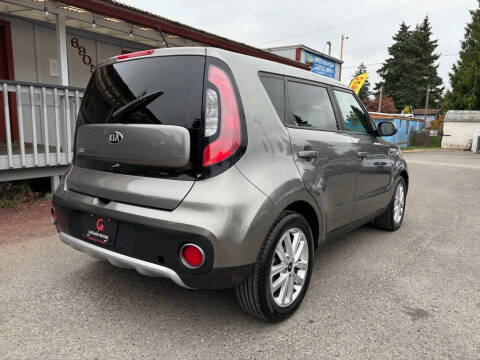 2017 Kia Soul +