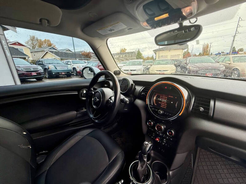 2016 MINI Hardtop 2 Door Cooper