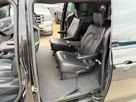 2019 Chrysler Pacifica Touring L Plus