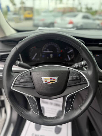 2017 Cadillac XT5 Luxury