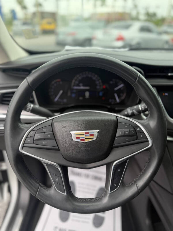 2017 Cadillac XT5 Luxury