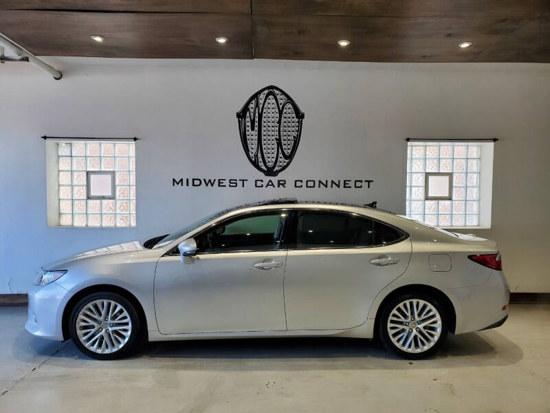 2013 Lexus ES 350 for sale at Midwest Car Connect in Villa Park IL