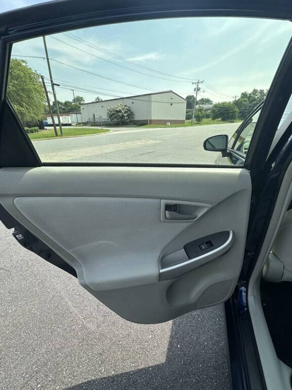 2013 Toyota Prius One