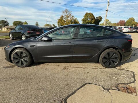 2025 Tesla Model 3 Long Range