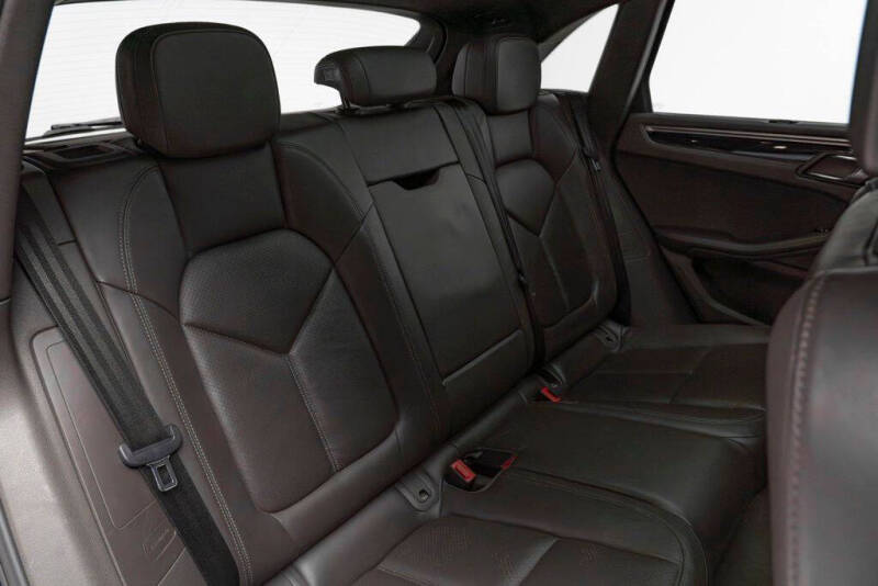 2020 Porsche Macan