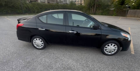 2018 Nissan Versa SV