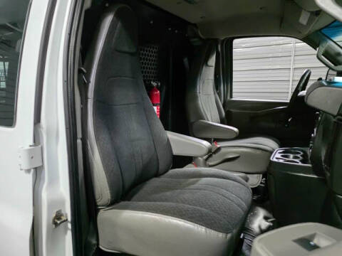 2021 Chevrolet Express 2500