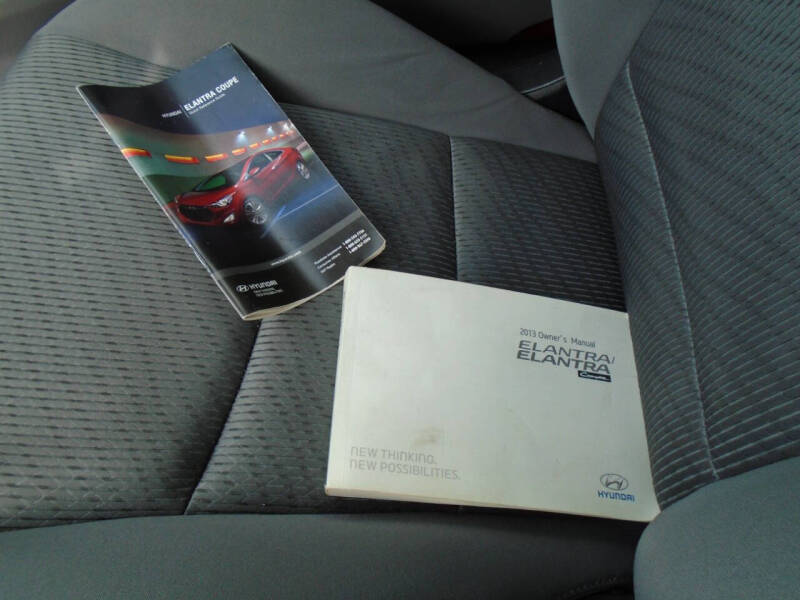 2013 Hyundai Elantra Coupe GS