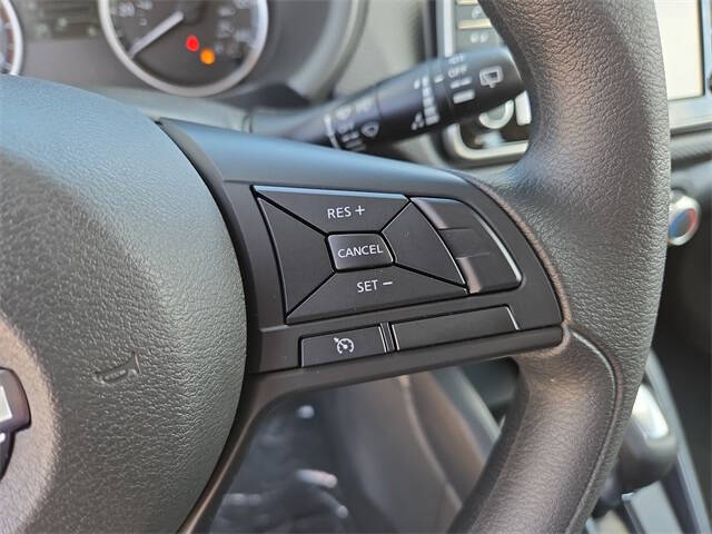 2025 Nissan Kicks Play S