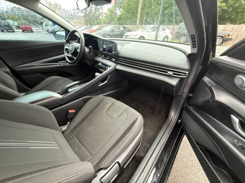 2022 Hyundai Elantra