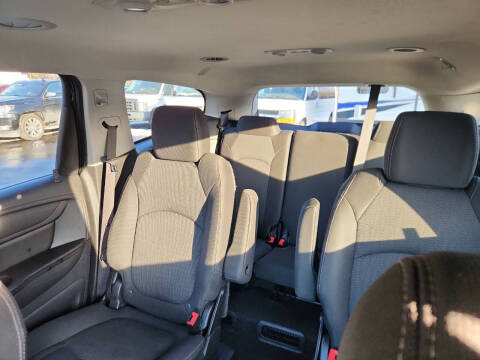 2017 Chevrolet Traverse LT