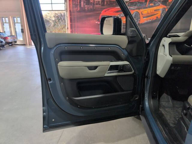 2020 Land Rover Defender 110 S