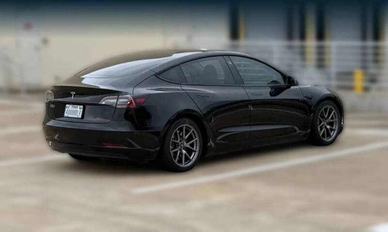 2021 Tesla Model 3 Standard Range Plus