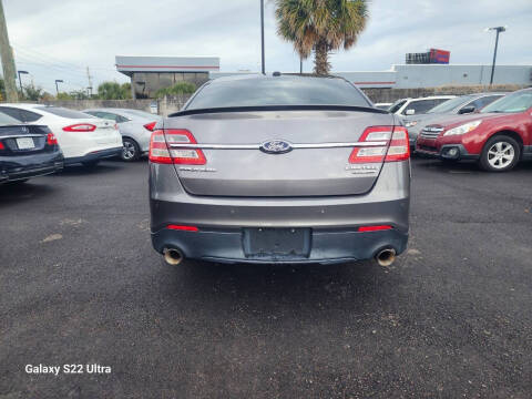 2013 Ford Taurus Limited