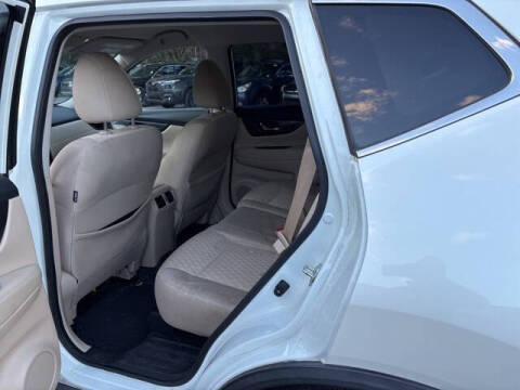 2020 Nissan Rogue SV