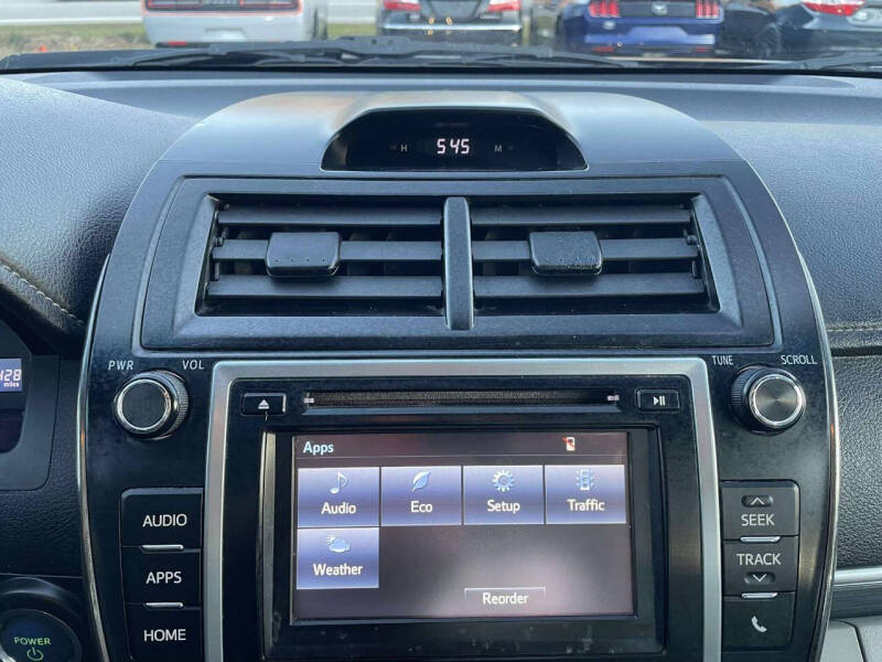 2014 Toyota Camry Hybrid XLE