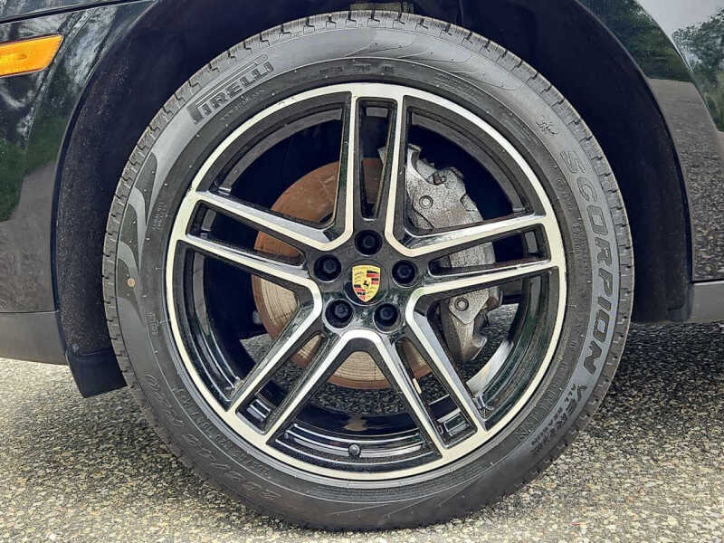 2021 Porsche Macan