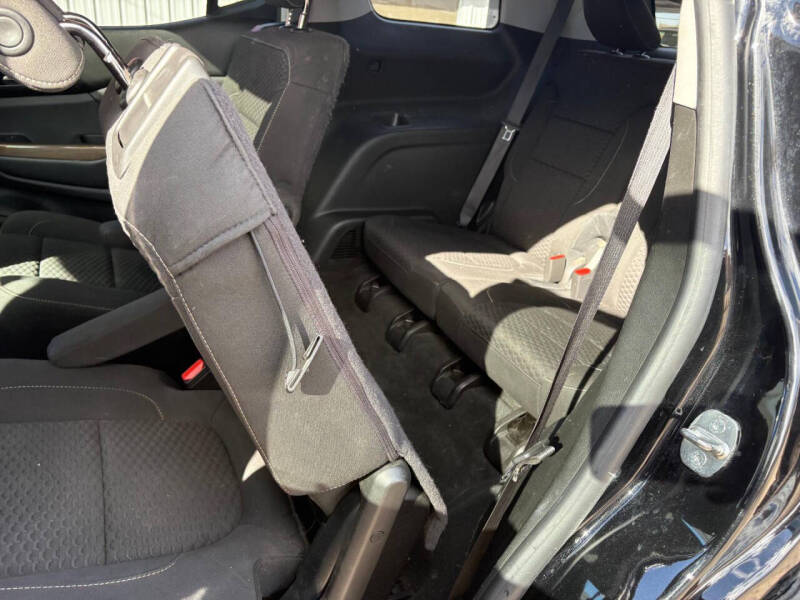 2017 GMC Acadia SLE-2