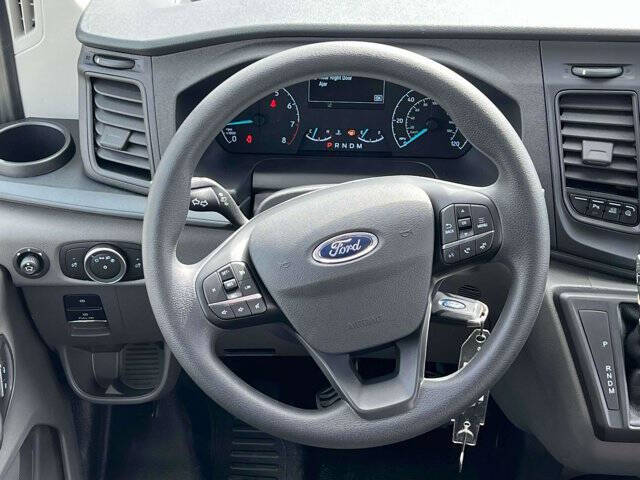 2025 Ford Transit 250