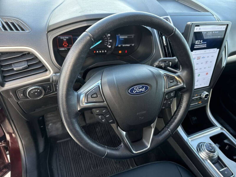 2022 Ford Edge