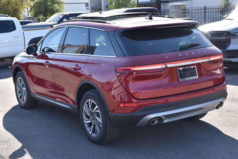 2026 Lincoln Corsair Premiere