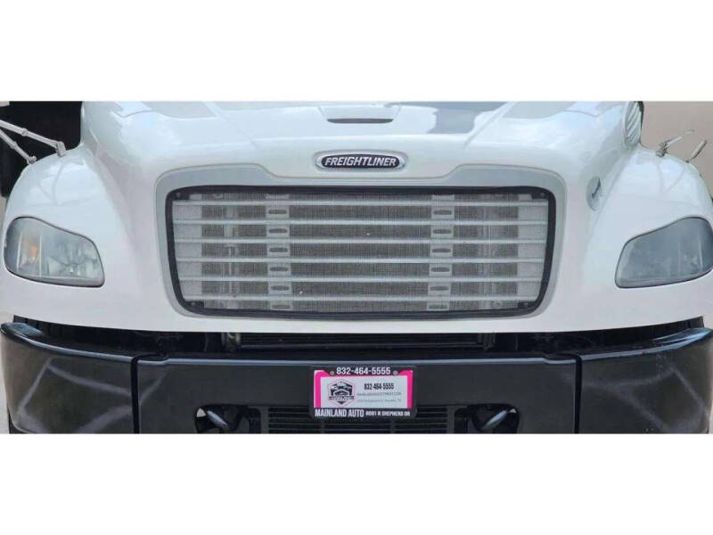 2016 Freightliner M2 106