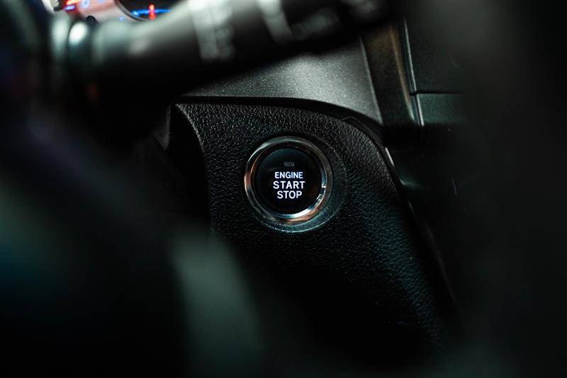 2017 Toyota Sienna SE Premium 8-Passenger