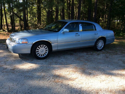 2005 Lincoln Town Car for sale at ABC Cars LLC in Ashland VA