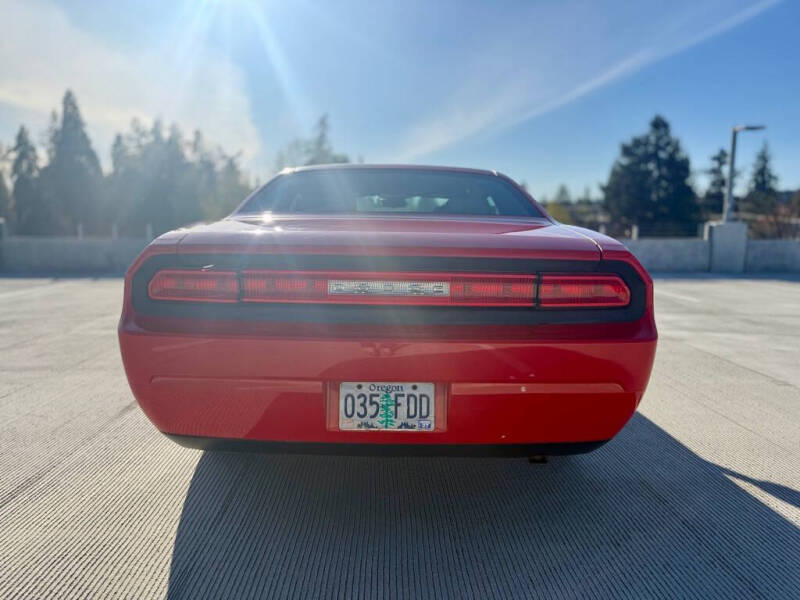 2010 Dodge Challenger SE