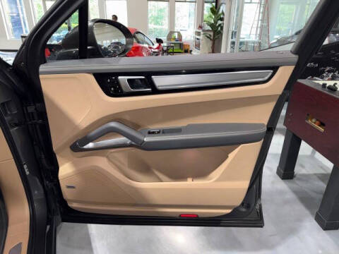 2020 Porsche Cayenne Turbo