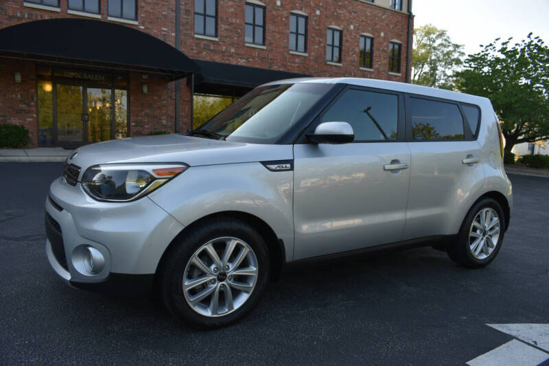 2017 Kia Soul +