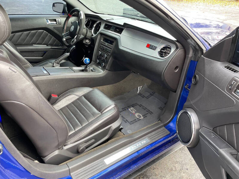 2013 Ford Mustang GT Premium