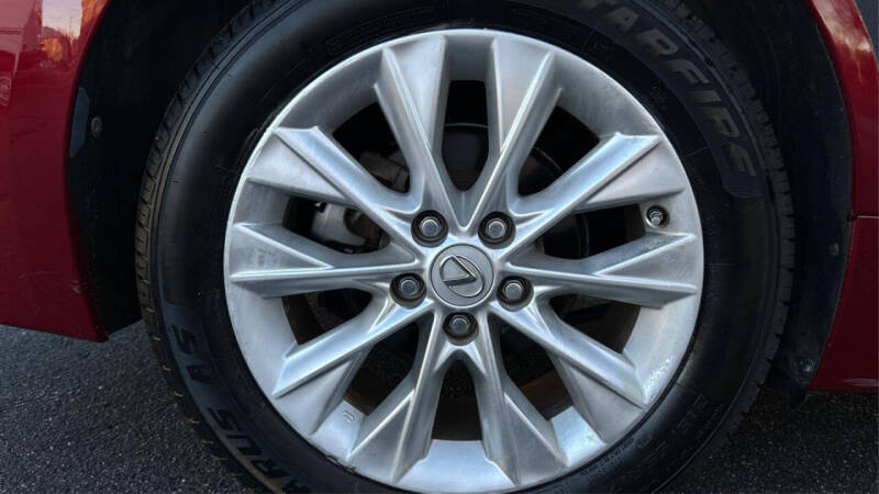 2013 Lexus ES 300h