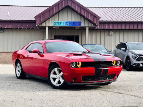 2016 Dodge Challenger SXT Plus