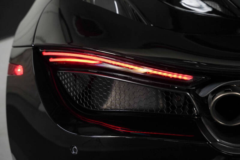 2020 McLaren 720S Spider Luxury