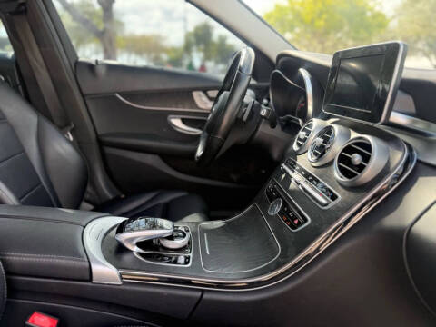 2016 Mercedes-Benz C-Class