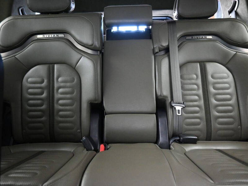 2023 Rivian R1S Launch Edition