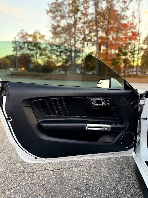 2015 Ford Mustang EcoBoost Premium