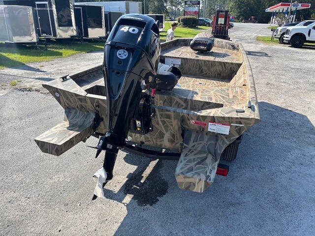 2026 Lowe Boats Roughneck 1660