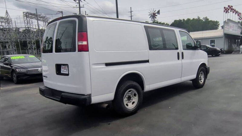 2018 Chevrolet Express 2500