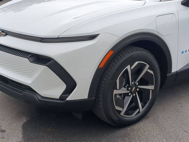 2026 Chevrolet Equinox EV LT 2
