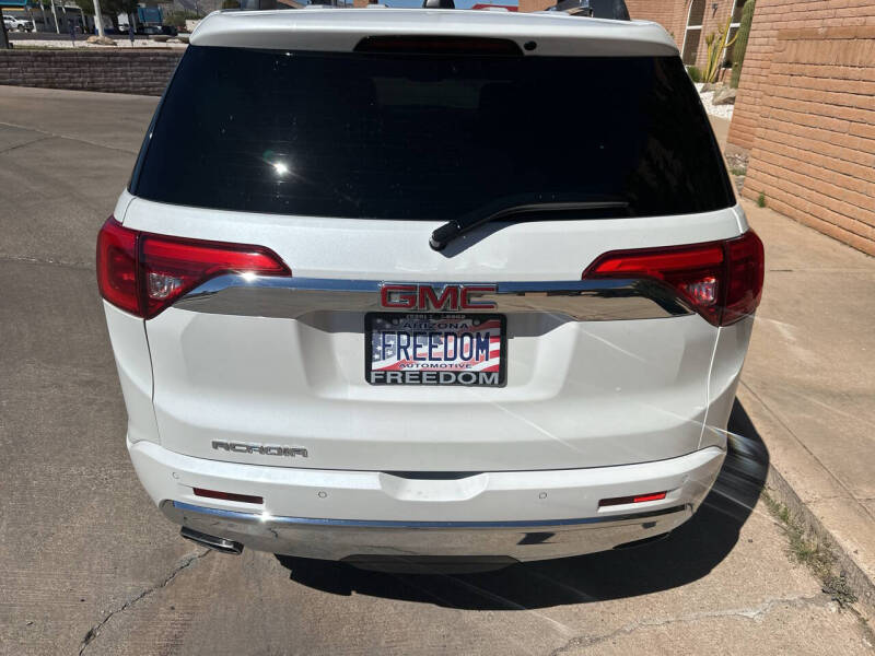 2017 GMC Acadia Denali