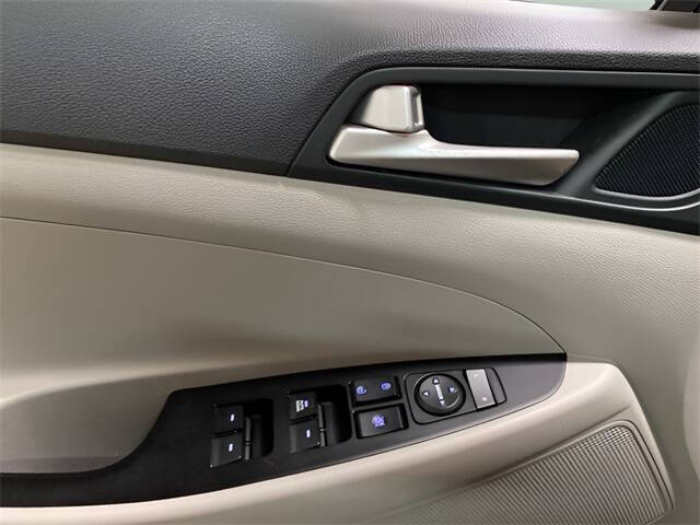 2021 Hyundai Tucson SE