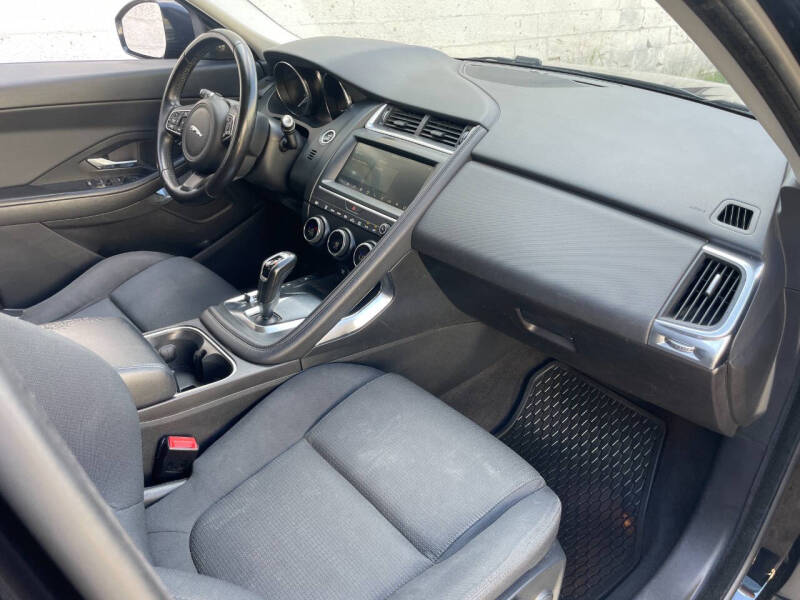 2019 Jaguar E-PACE P250